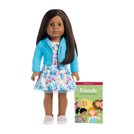 Truly Me Doll – 18 inch Outfit Bundle, Black Hair with Brown Eyes – 8+ Years