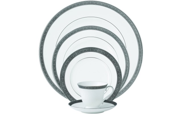  China Newgrange Platinum 5-Piece Place Setting