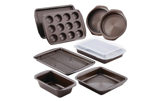  Symmetry Non-Stick 10-piece Bakeware Set, Brown