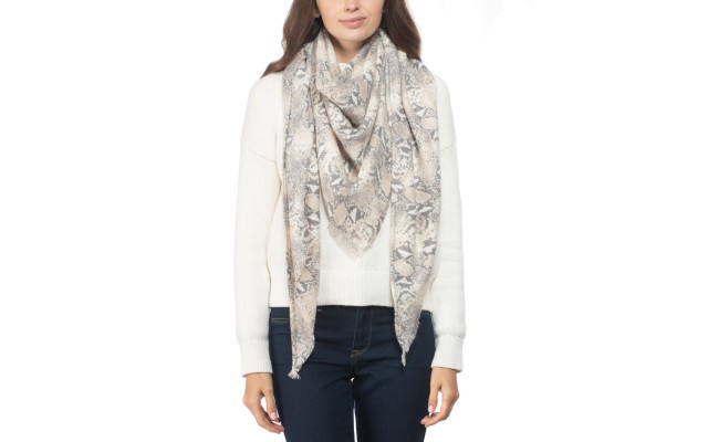 Snake-embossed Soft Triangle Scarf
