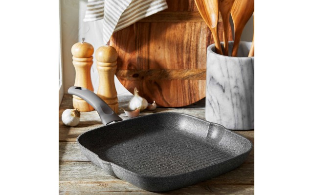  Modena Granitium Nonstick Coating Exceptional Scratch Resistance 11″ Grill Pan