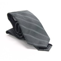 DKNY Men’s Green Skyline Striped Skinny Neck Tie Silk Accessory, Green