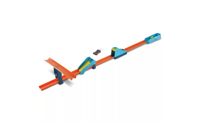  Track Builder Long Jump Stunt Pack, GLC89