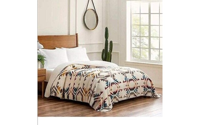  Sherpa Ultra Soft and Cozy Fleece Blanket, White Sand, Queen
