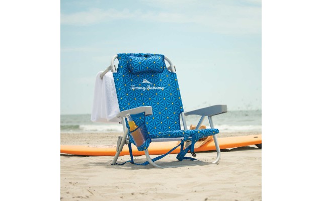  Beach Chair, Adjusts To 5 Positions and Lays Flat, Blue