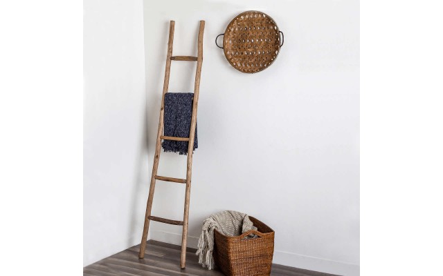 Decorative 5.9 ft. Blanket Ladder, Brown