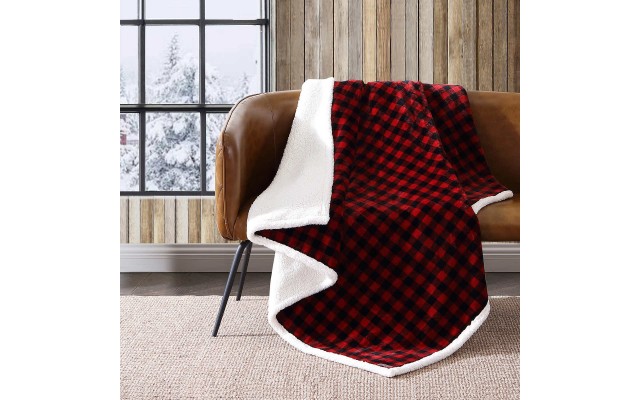  Plush Sherpa Fleece Throw, Red