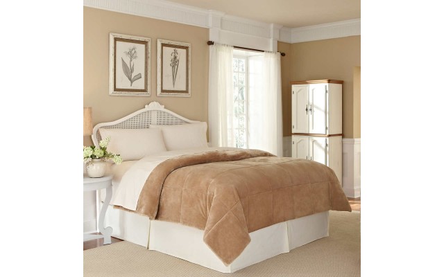 Vellux Plush Lux Blanket, Tan, Twin