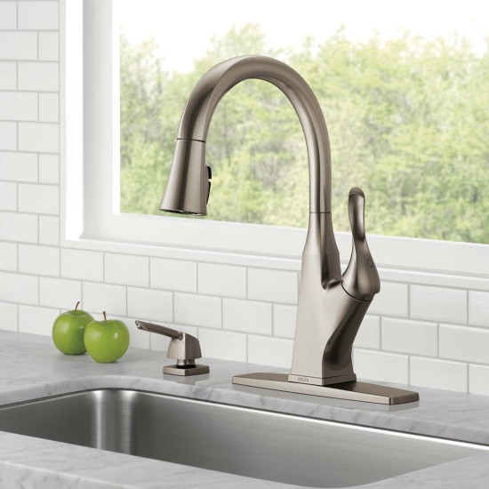 Delta Cantrall Pulldown Kitchen Faucet