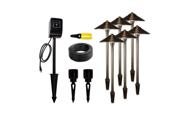  6-piece Area Light Landscape Lighting Kit