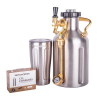 GrowlerWerks uKeg Carbonated Growler, 64 oz Stainless Steel Bundle