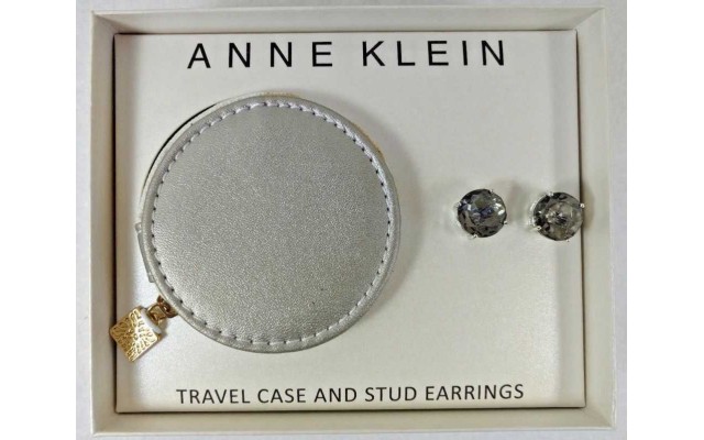  Stud Earrings and Travel Case Silver-Tone Faceted Grey Stone Dark Grey 1SZ 60398691