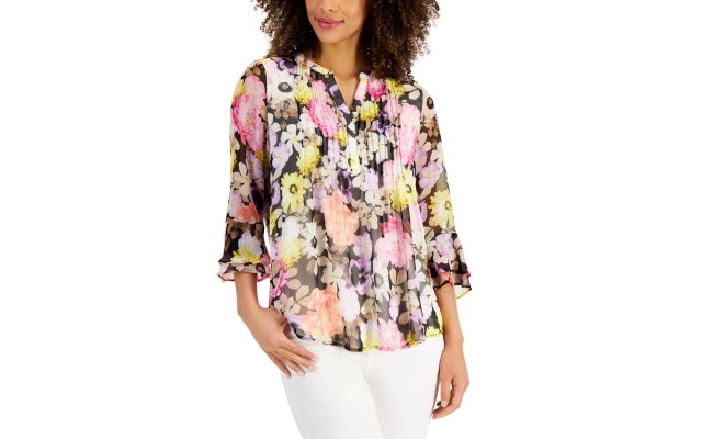  Petite Floral-Print Flutter-Sleeve Pintuck Top, Deep Black Combo, P/M