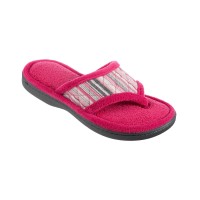 Isotoner Signature Women’s Diamond Quilted Renae Thong Slipper, Red, 7.5