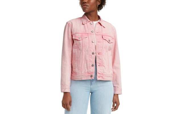 Levi’s Women’s Ex-Boyfriend Cotton Denim Trucker Jacket, Pink, Small