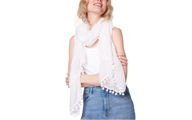  Pom-Pom Scarf, White