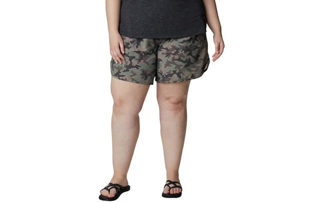  Women’s Plus Size Bogata Bay Printed Stretch Shorts, Green, 3X