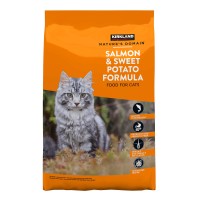 Kirkland Signature Nature's Domain Cat Food 18 lbs.