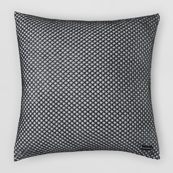 Ash & Dans Addy Decorative Pillow, Black, 16′ x 16