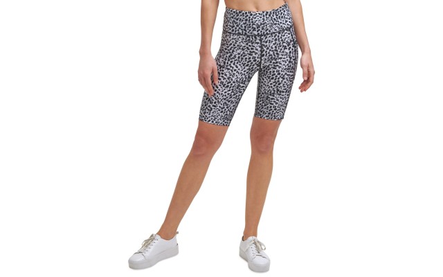  Performance High-Waist Bike Shorts (Feline Black,Medium)