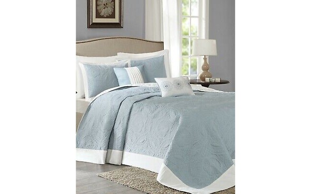  Ashbury 5 Piece Reversible Bedspread Set, Green, King