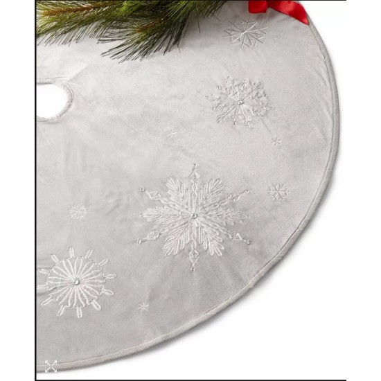 Holiday Lane Silver Snowflake Tree Skirt