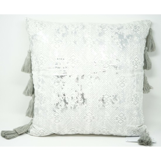 Ines Distressed Metallic Diamond Tassels 18″ Decorative Throw Pillow Silver