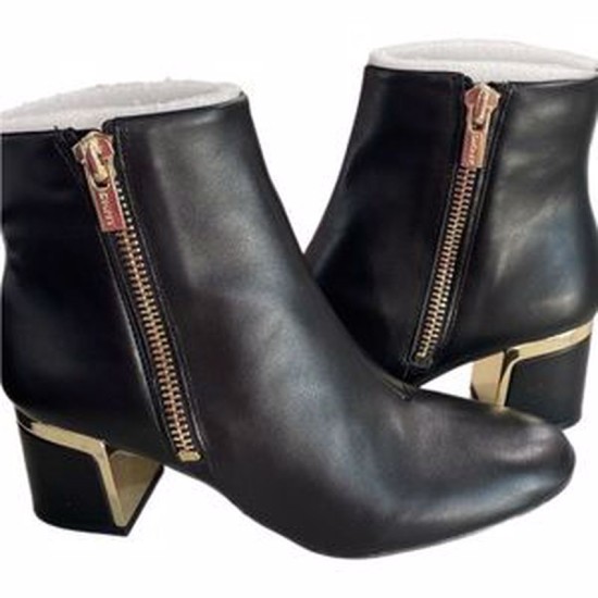 DKNY Crosbi Ankle Bootie Black, 8.5 Medium (B,M)