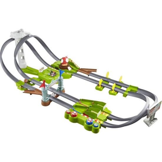  Mario Kart Circuit Track Set with 1:64 Scale DIE-CAST Kart Replica Ages 3 and Above