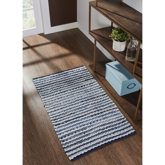  Guy 27x 45 Accent Rug