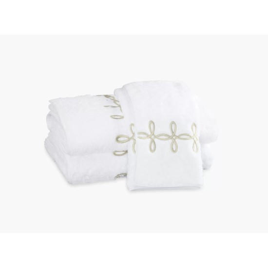 Truffle Gordian Knot 100% Linen Guest Towel, Gold,17X 21