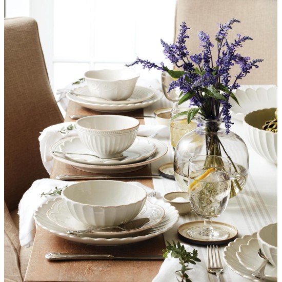  French Perle Scallop 12 Piece Dinnerware Set, White