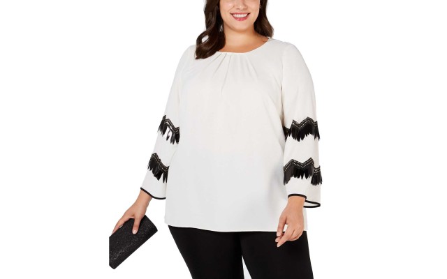  Plus Size Woman’s Embellished-Sleeve Blouse (Ivory, 2X)