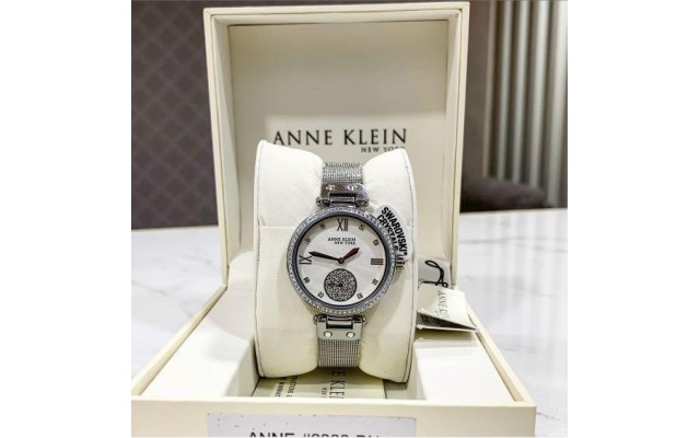  NY 12/2309svsv Women’s 35mm Silver Tone Crystal Accent Watch