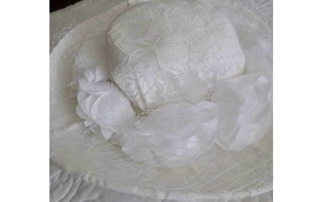  Company Onyx Wide Brim Hat (White, One Size)