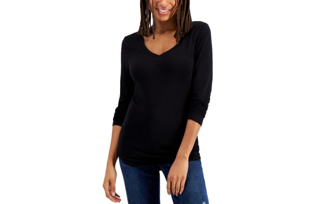  Juniors’ V-Neck Long-Sleeved Top, Black, Large