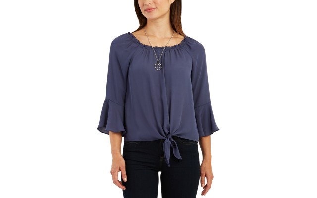  Juniors’ Bell Sleeve Peasant Top, Denim, Large