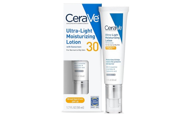  Ultra-Light Moisturizing Lotion With SPF 30| Daily Face Moisturizer with SPF | Formulated with Hyaluronic Acid & Ceramides | Broad Spectrum SPF | Oil Free | Matte Finish | 1.7 Ounce