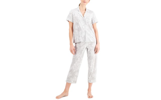  Notch Collar Capri Pants Pajama Sets, Floral Toile, Small