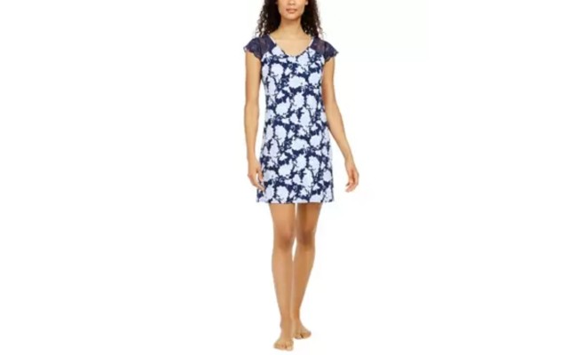  Womens Lace Sleeve Nightgown, Chainstitch, Small