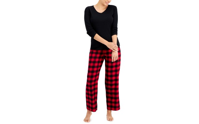 Womens V-Neck T-Shirt & Flannel Pants Pajama Set, Red, Large