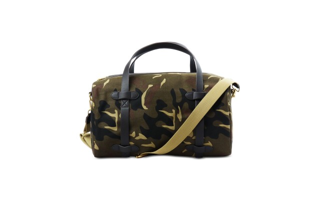  Men’s Army Print Duffle Bag, Green