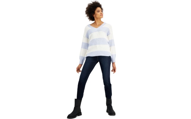  Juniors V-Neck Tunic Sweaters, Light Blue, Small