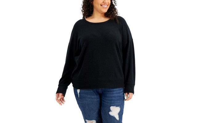  Trendy Plus Size Slit-Back Hacci Top, Black, 2X