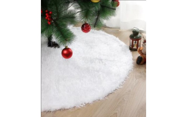 Holiday Lane White Plush Tree Skirt, 48″
