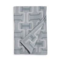 Hudson Park Collection Lambswool/Cashmere Interlocking Jacquard Throw, Gray, 50″x70″