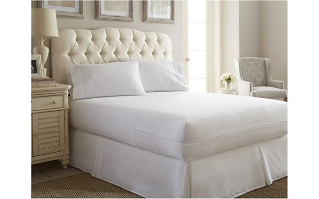  Home Collection Premium Bed Waterproof Zippered Mattress Protector, Full Size