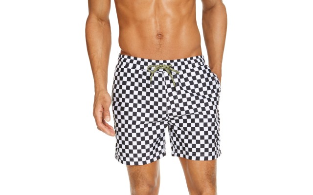   Men’s Printed Checkerboard Mesh Inset Quick Dry Swim Trunks, Black/Ivory, Small