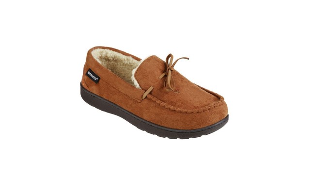  Signature Men’s Memory Foam Microsuede Nigel Moccasin Slippers – Cognac, Medium (8-9)