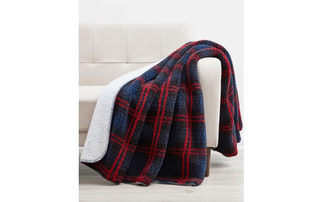  Holiday Printed Reversible Sherpa Throw